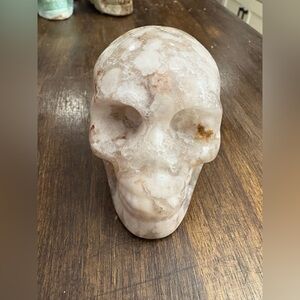 Flower agate skull